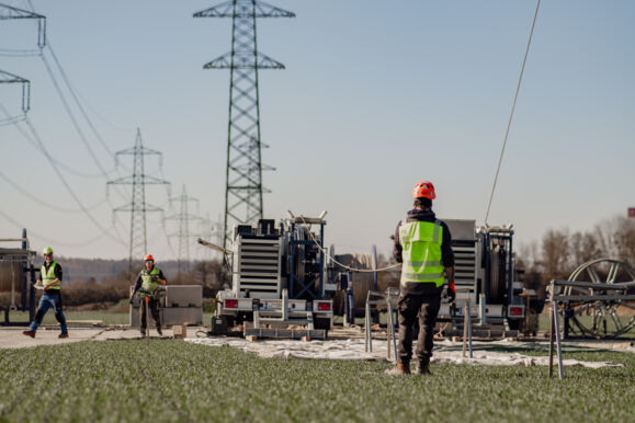 Zentralraum OÖ (Abschnitt 2) 110/220 kV-Leitung Ernsthofen - Hütte Süd Zentralraum OÖ (Abschnitt 2) 110/220 kV-Leitung Ernsthofen - Hütte Süd