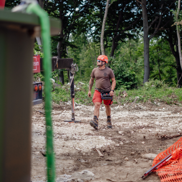 Ersatzneubau 110-kV Ltg. UW Wiener Neustadt - UW Wasenbruck Ersatzneubau 110-kV Ltg. UW Wiener Neustadt - UW Wasenbruck
