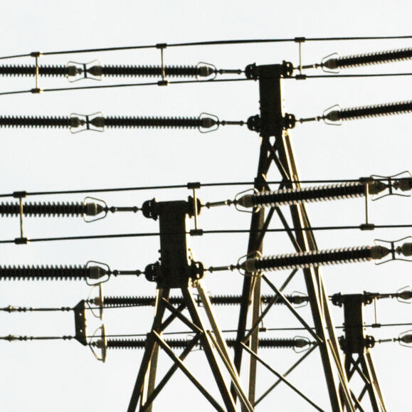 Montagearbeiten 220 kV Leitung UW Prutz - UW Westtirol