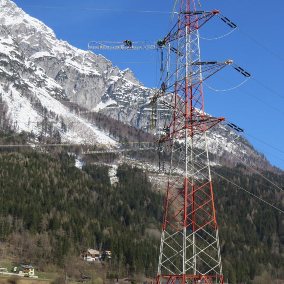 1:1 Seiltausch 220 kV Ltg. Tauern - Wei&szlig;enbach, System 221/222