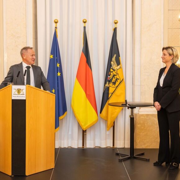 Wirtschaftsmedaille_Laudatio HL 2 Wirtschaftsmedaille_Laudatio HL 2